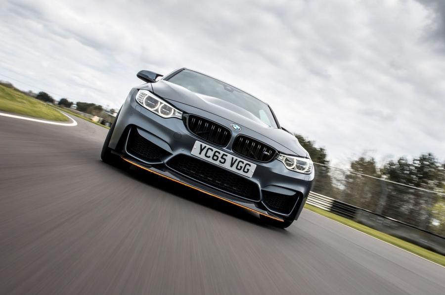  BMW M4 GTS 2016 года  (UK) (фото 8 из 23)
